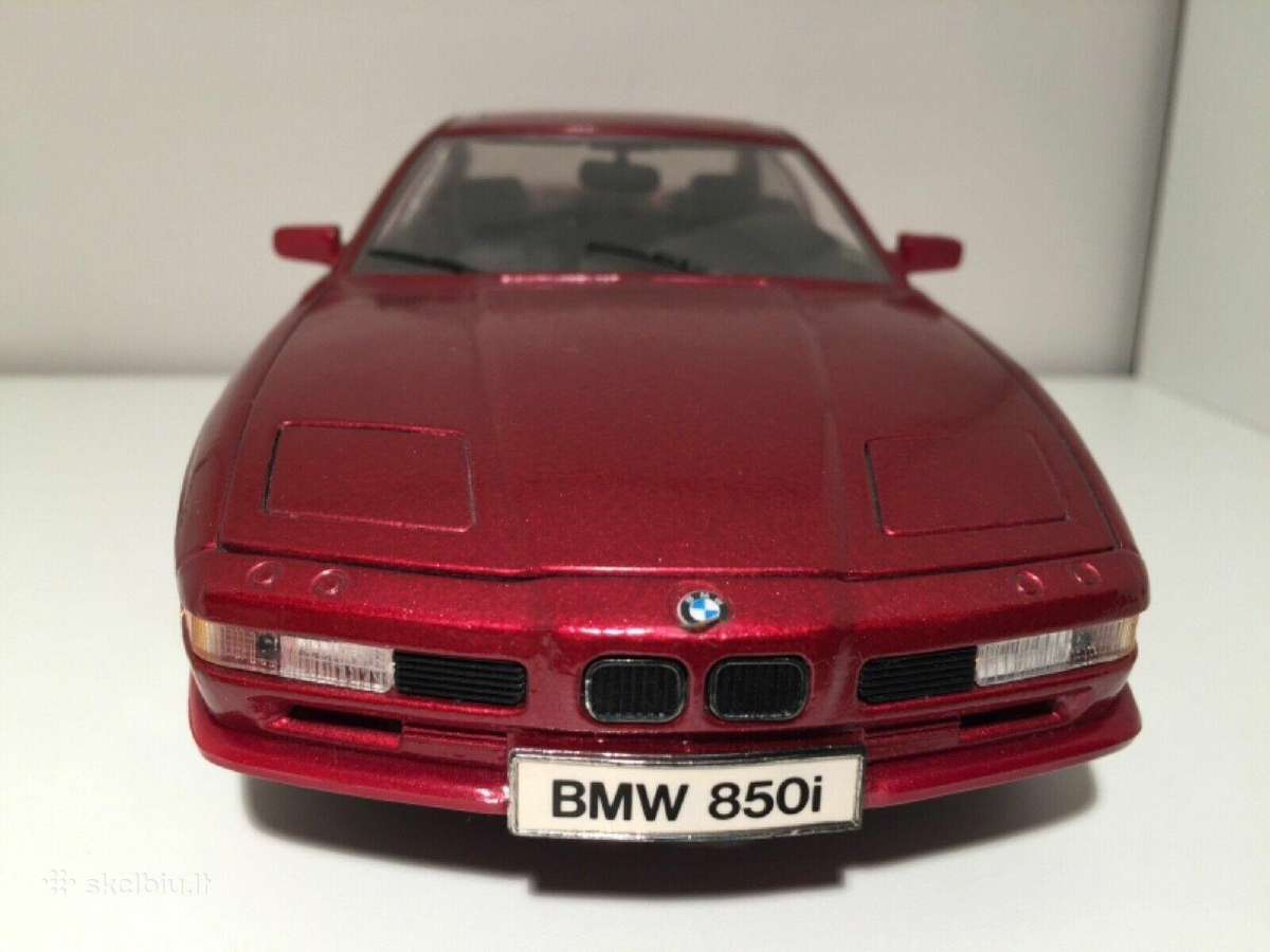 Bmw E31 8 Serijos Modelis automodelis 1:18 850i - nuotraukos Nr. 5