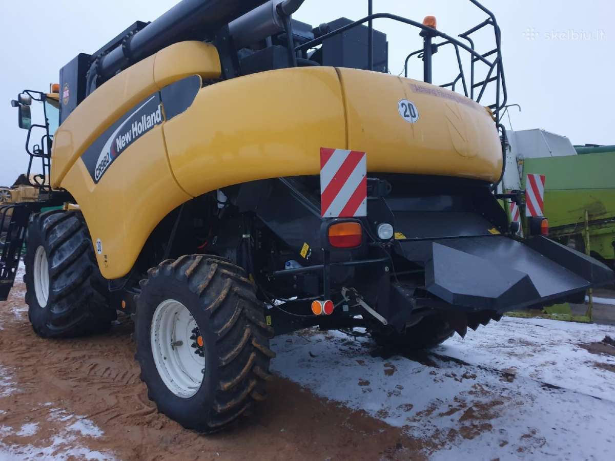 Kombainas New Holland Cr980 Ardomas Dalimis - nuotraukos Nr. 6