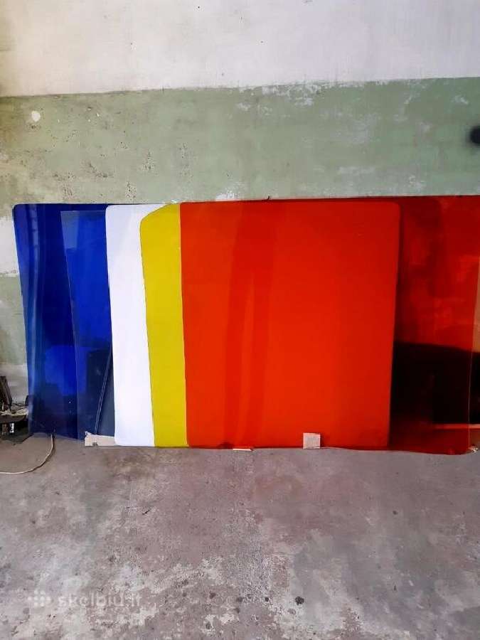 Plastiko lakštai