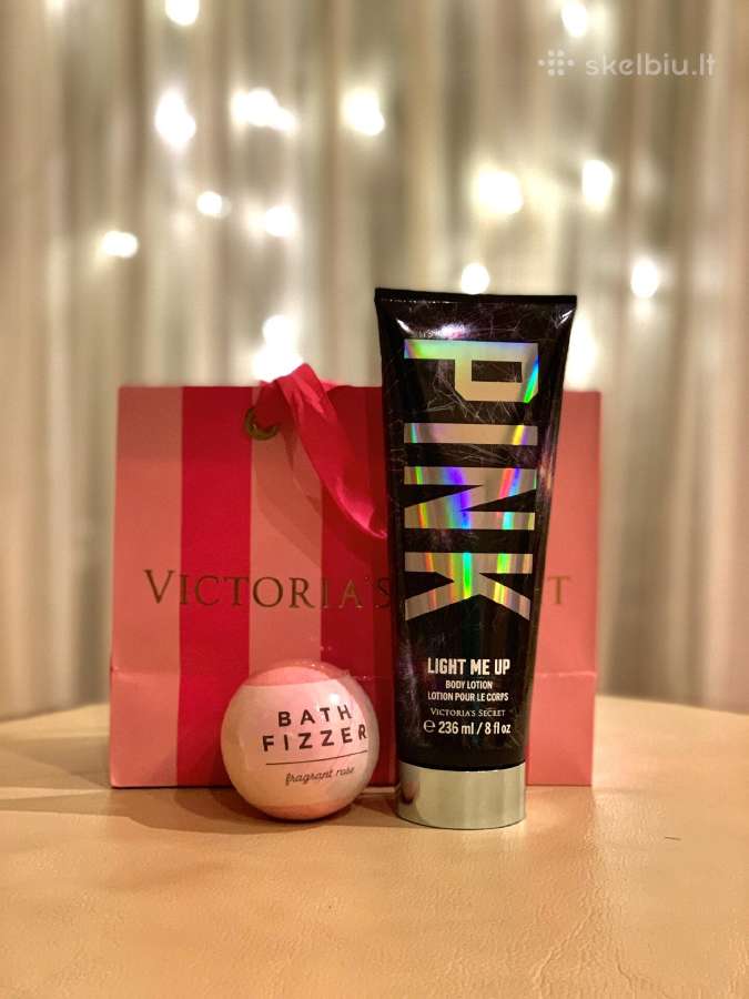 Victoria Secret losjonas ir vonios burbulas