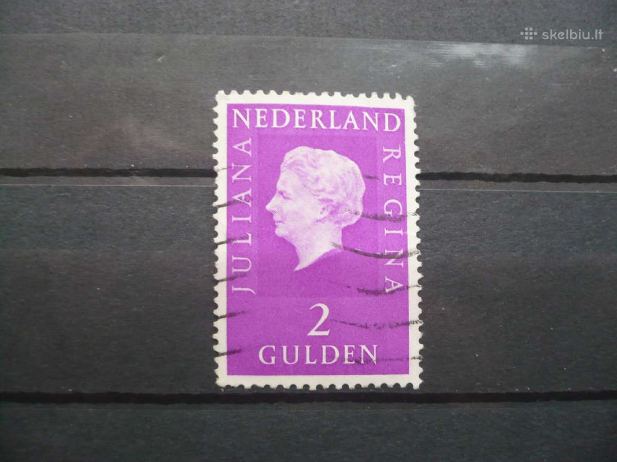 1973 m. Karalienė Juliana - naujos vertybės
