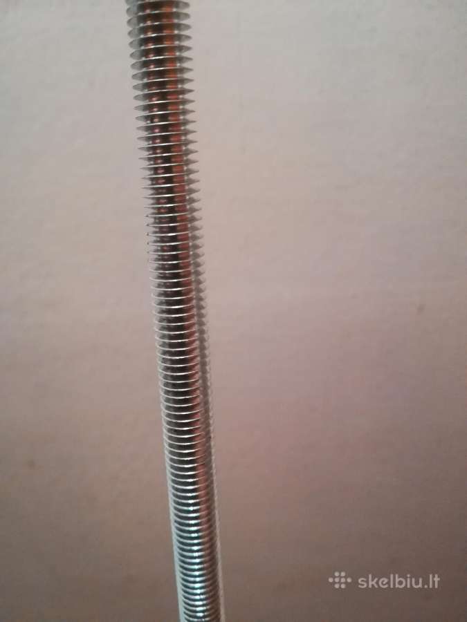 Parduodamas cinkuotas srieginis strypas M8, M16