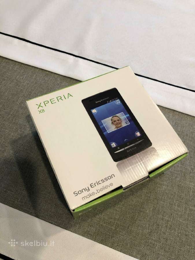Sony Ericsson Xperia X8 E15i pilnas komplektas
