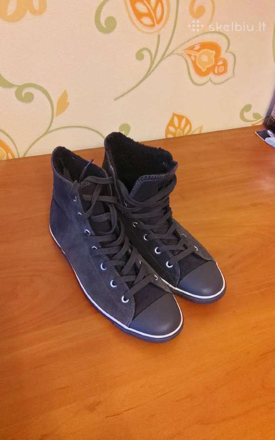 Nauji naturalios odos Converse batai su kailiu - nuotraukos Nr. 5