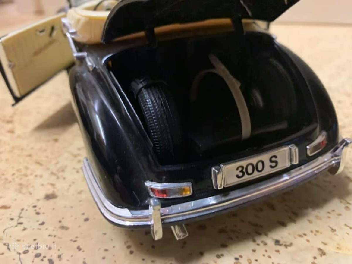 Mercedes benz 300s modelis 1/18 automodelis - nuotraukos Nr. 6