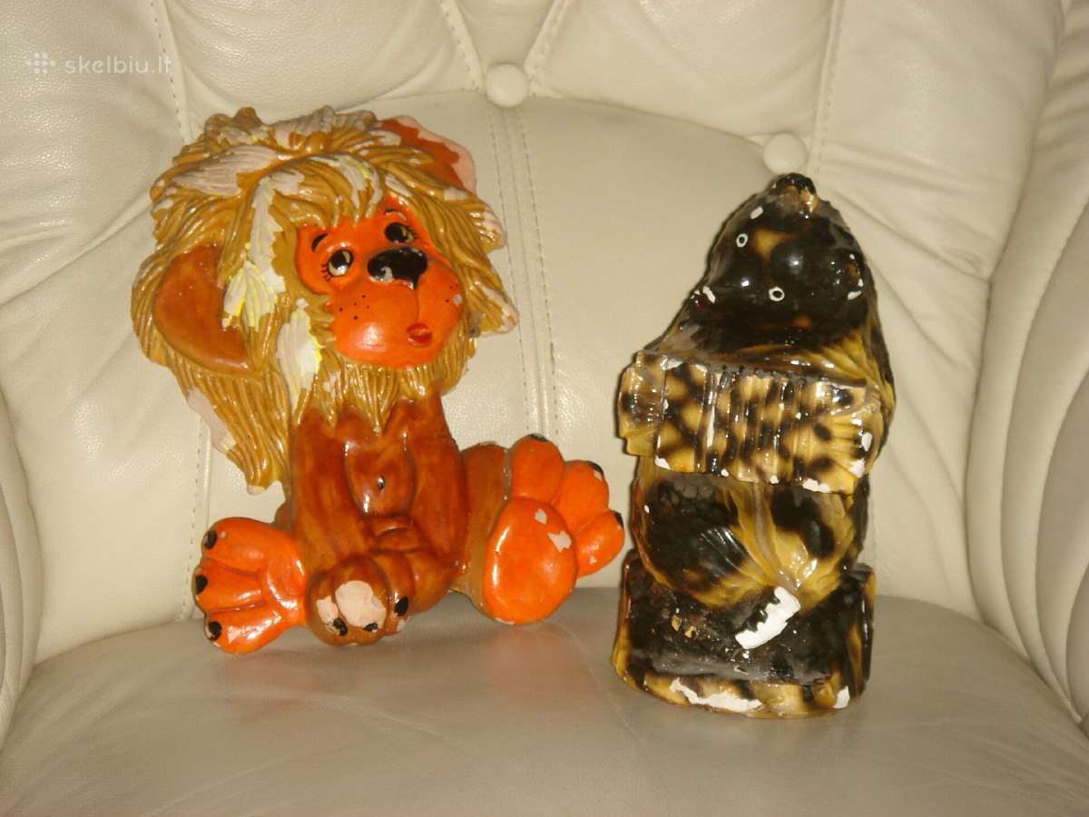 Gipsine statulele,bareljefas