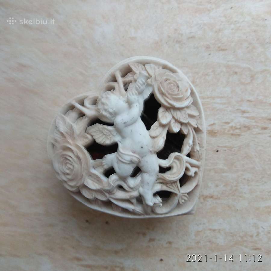 Parduodu dezute papuosalams