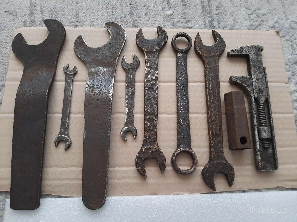 Senoviniu irankiu raktų rinkinys 9vnt.-12€