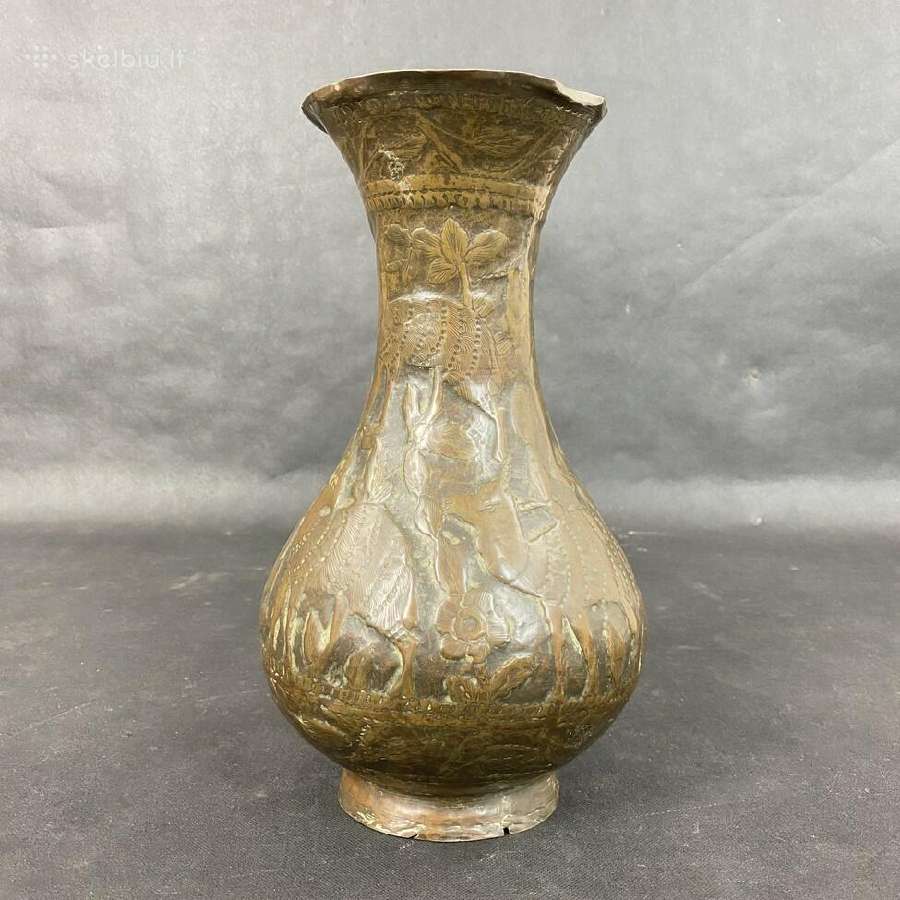 Senovinė žalvarinė vaza su ornamentais - nuotraukos Nr. 2
