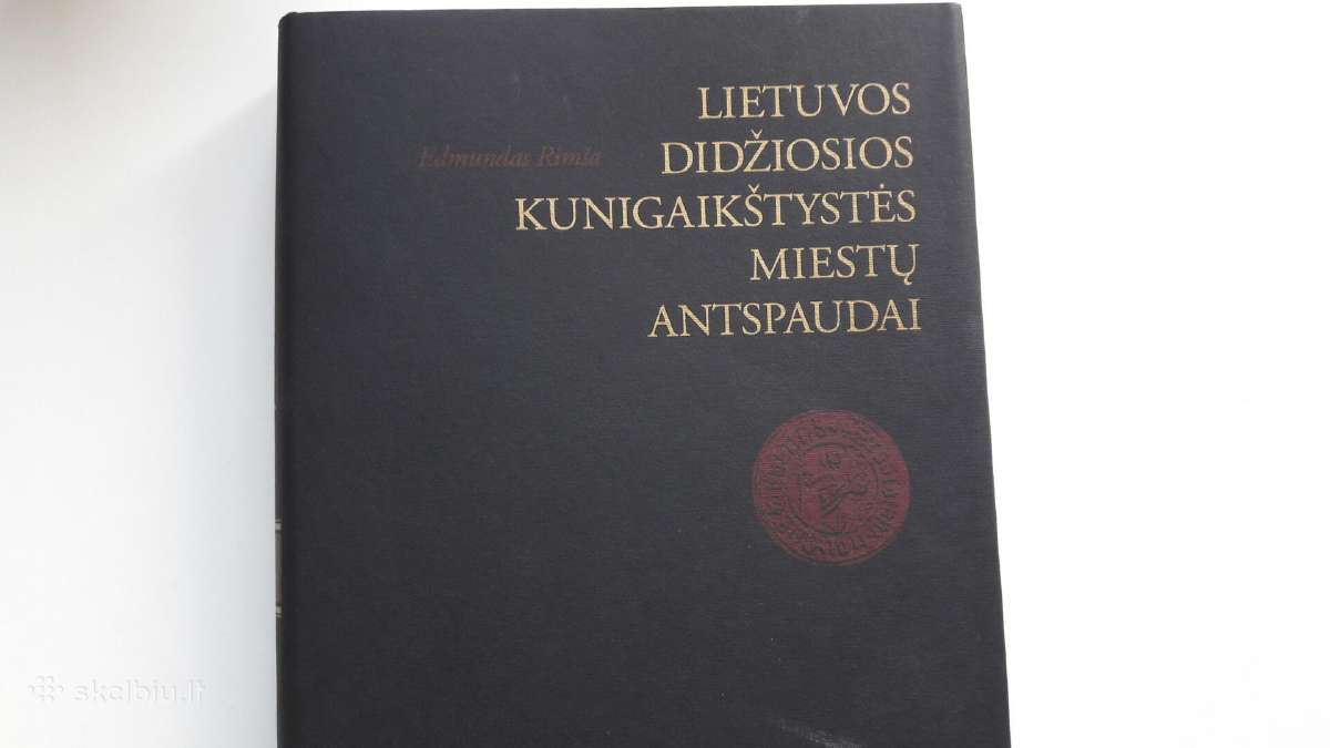 Knyga. LDK miestų antspaudai