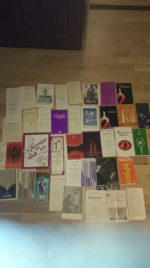 Senų operos ir baleto teatro spektaklių programėlė