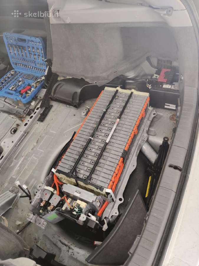 Hibridinių baterijų remontas Kaune. Prius remontas - nuotraukos Nr. 2