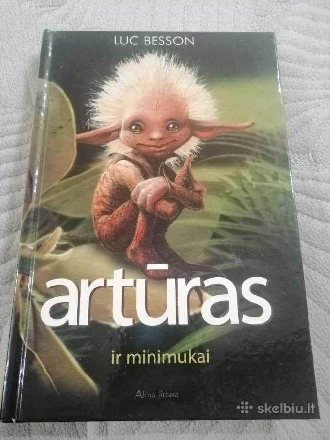 Knyga Artūras ir minimukai