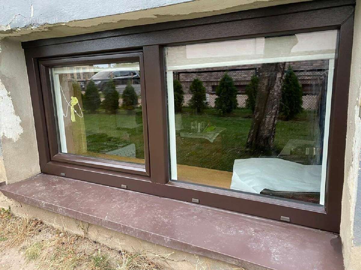Plastikiniu, Aliuminiu langu, duru dazymas Objekte - nuotraukos Nr. 18
