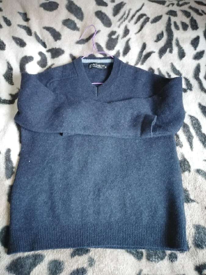 Šiltas lamos vilnos (100%) megztukas