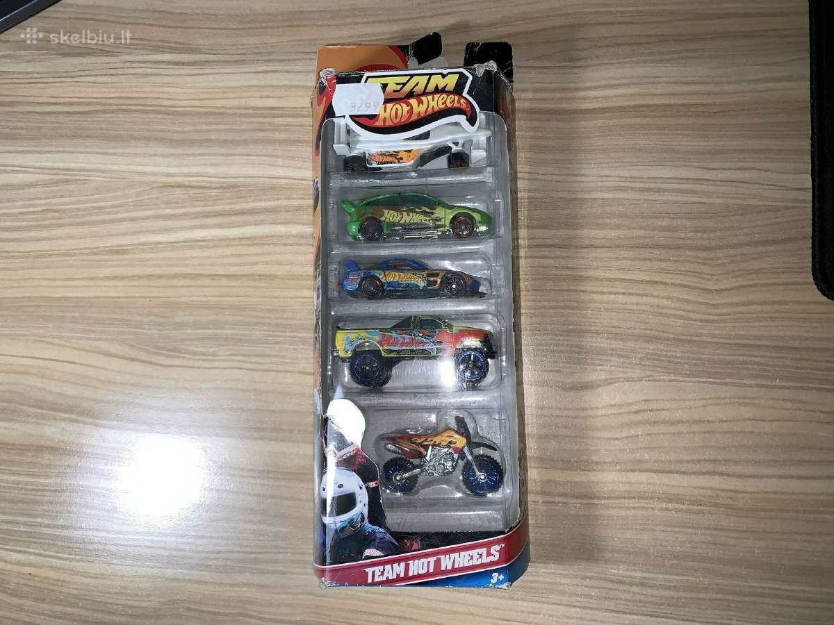 team hot wheels 4 pack