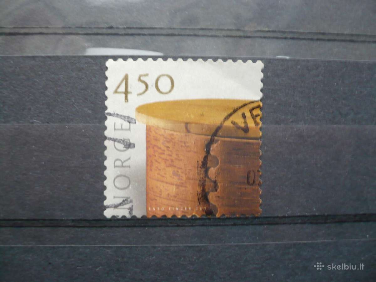 2001 m. Rankdarbiai