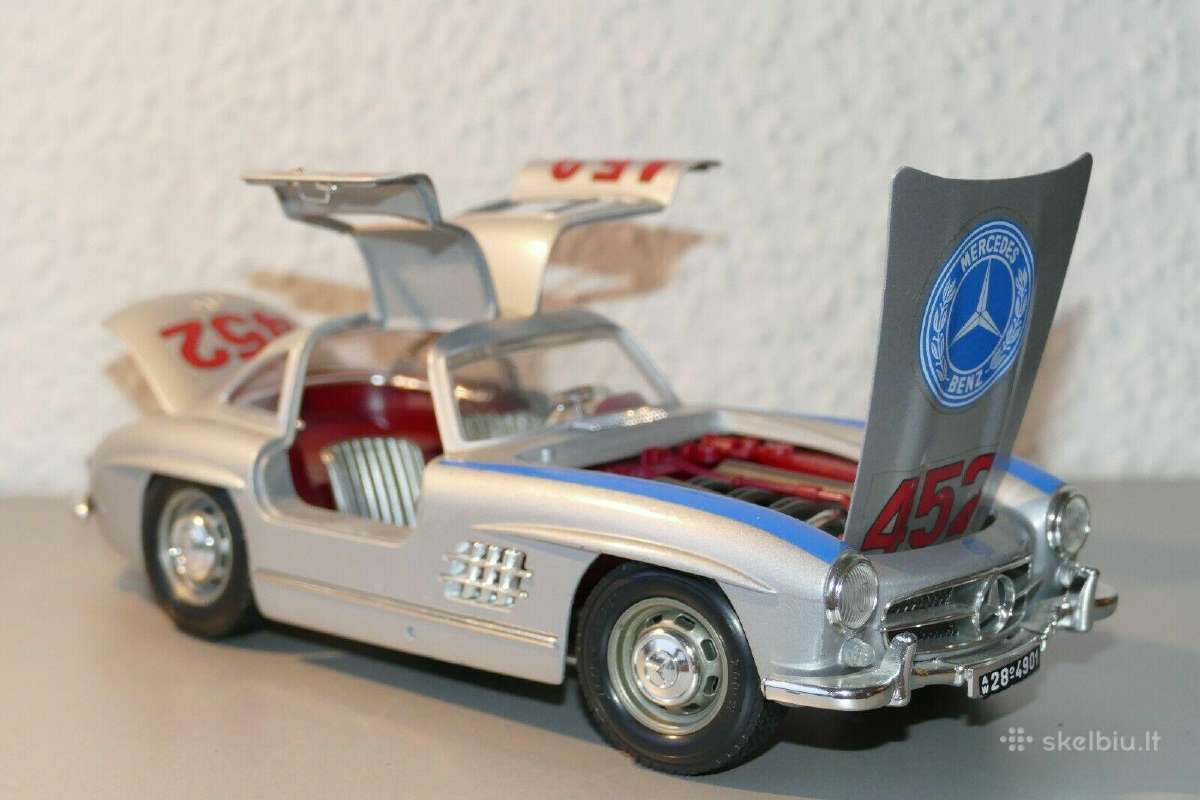 Mercedes Benz Sl300 1/18 diecast modelis MB - nuotraukos Nr. 3