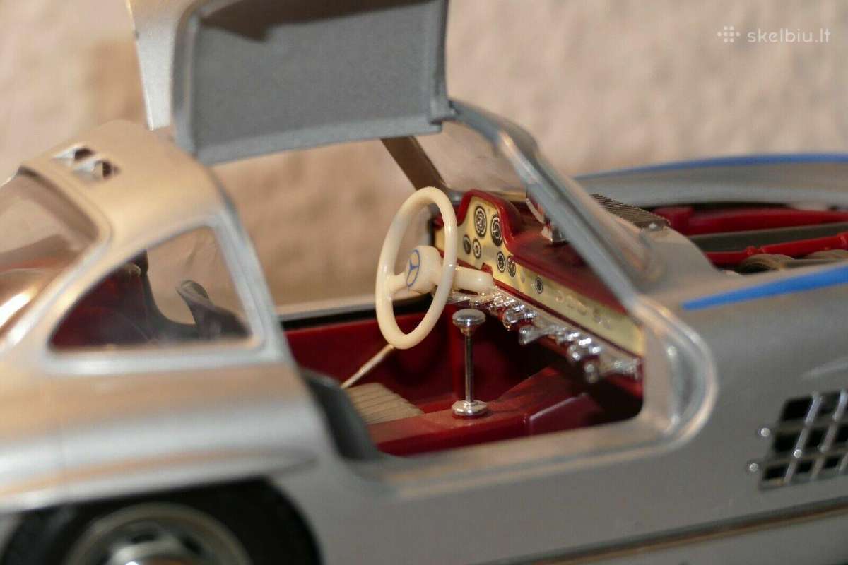 Mercedes Benz Sl300 1/18 diecast modelis MB - nuotraukos Nr. 4