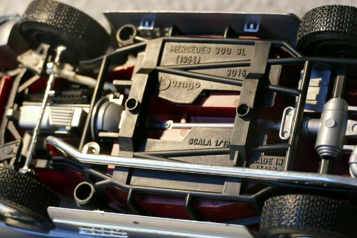 Mercedes Benz Sl300 1/18 diecast modelis MB - nuotraukos Nr. 5