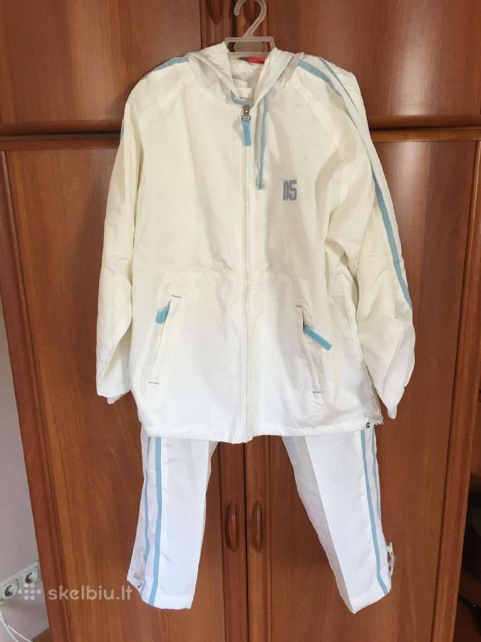 Naujas sportinis kostiumas 158cm.!