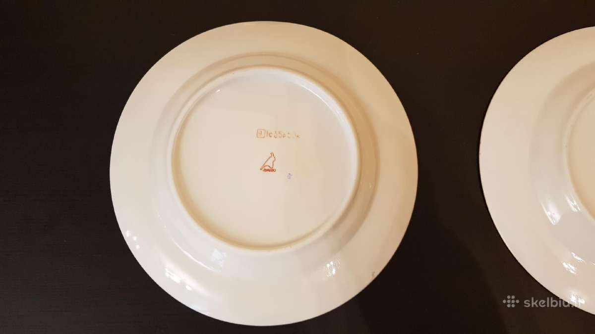 Vintažinių pietų lėkščių servyzas - nuotraukos Nr. 8