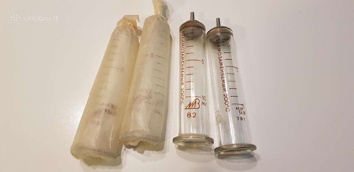 Senoviniai medicininiai švirkštai ir jų dalys
