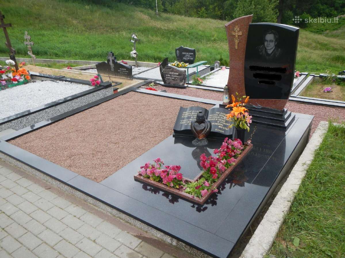 Paminklai, kapaviečių uždengimo plokštės, tvorelės - nuotraukos Nr. 11