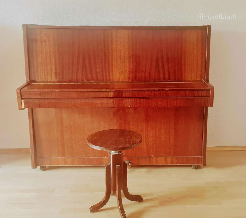 Pianinas Kama