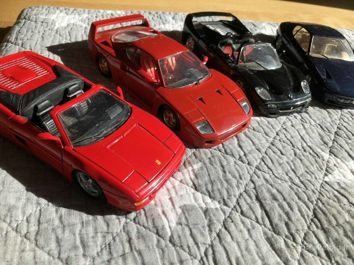 Ferrari 1:24 modeliai F40 f50 gto testarossa ir ki - nuotraukos Nr. 2