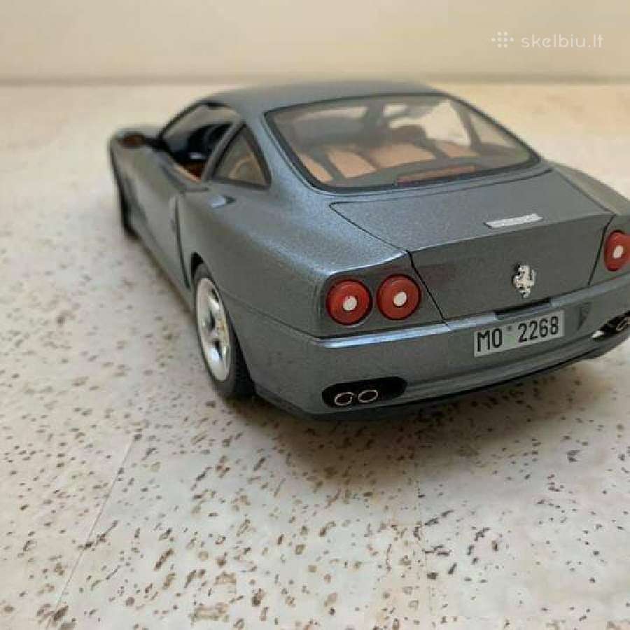 Ferrari 550 Maranello 1/18 modelis burago diecast - nuotraukos Nr. 4