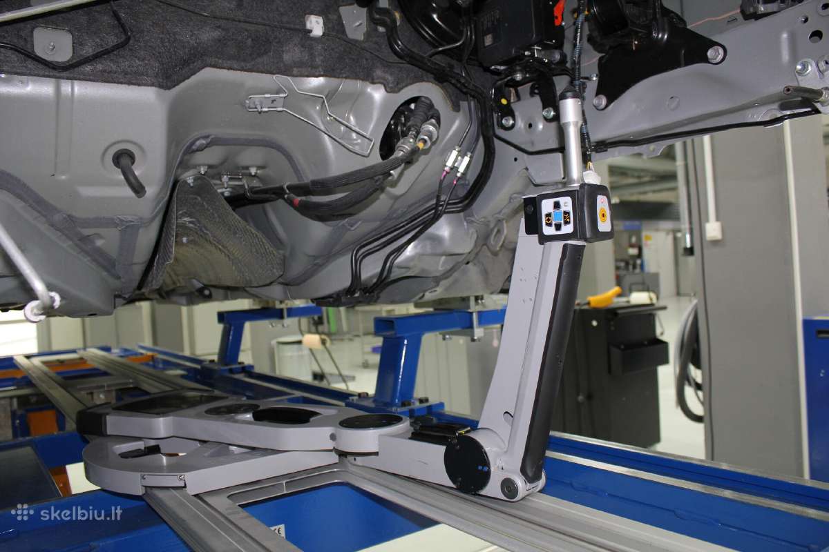 Kėbulų geometrijos apmatavimo sistema Car-o-tronic
