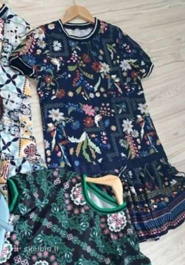 Tamsiai mėlynos spalvos suknelė