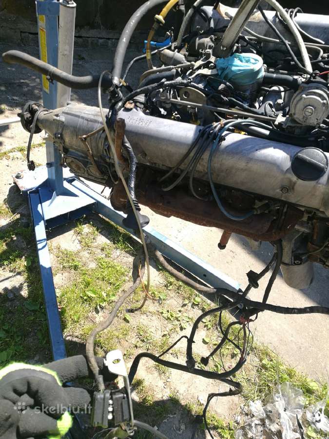 Mercedes 4.5l variklis - nuotraukos Nr. 6