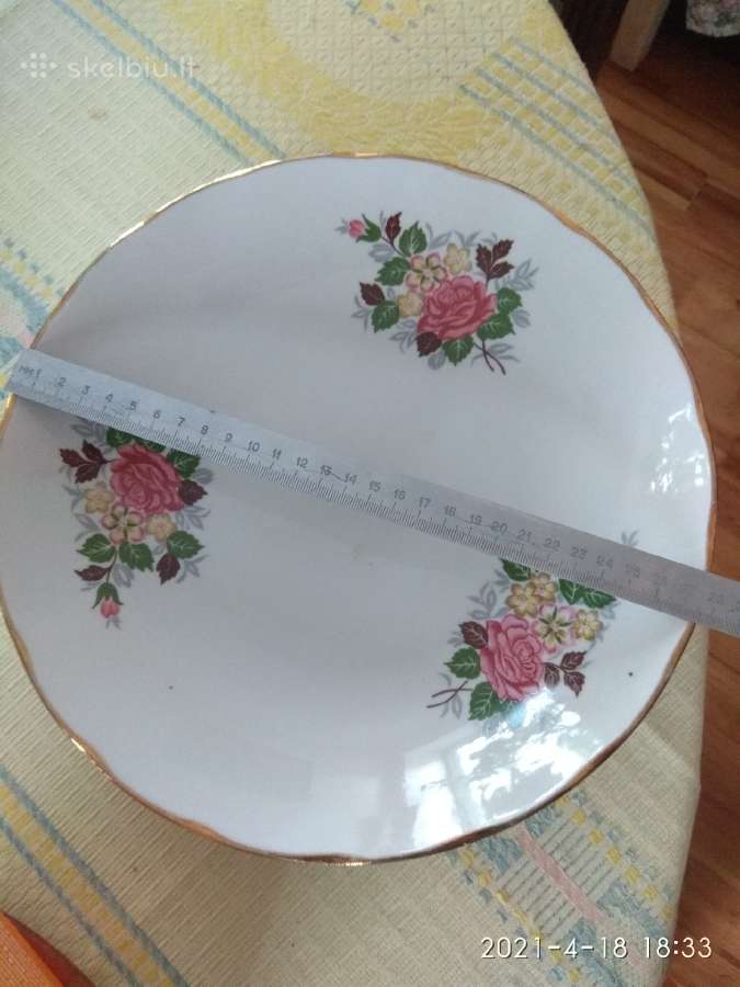 Parduodu serviravimo lekste