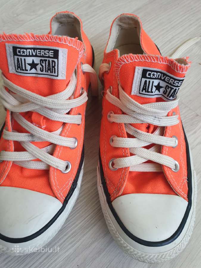 Koralo -oranžinės sp.ryškūs Converse
