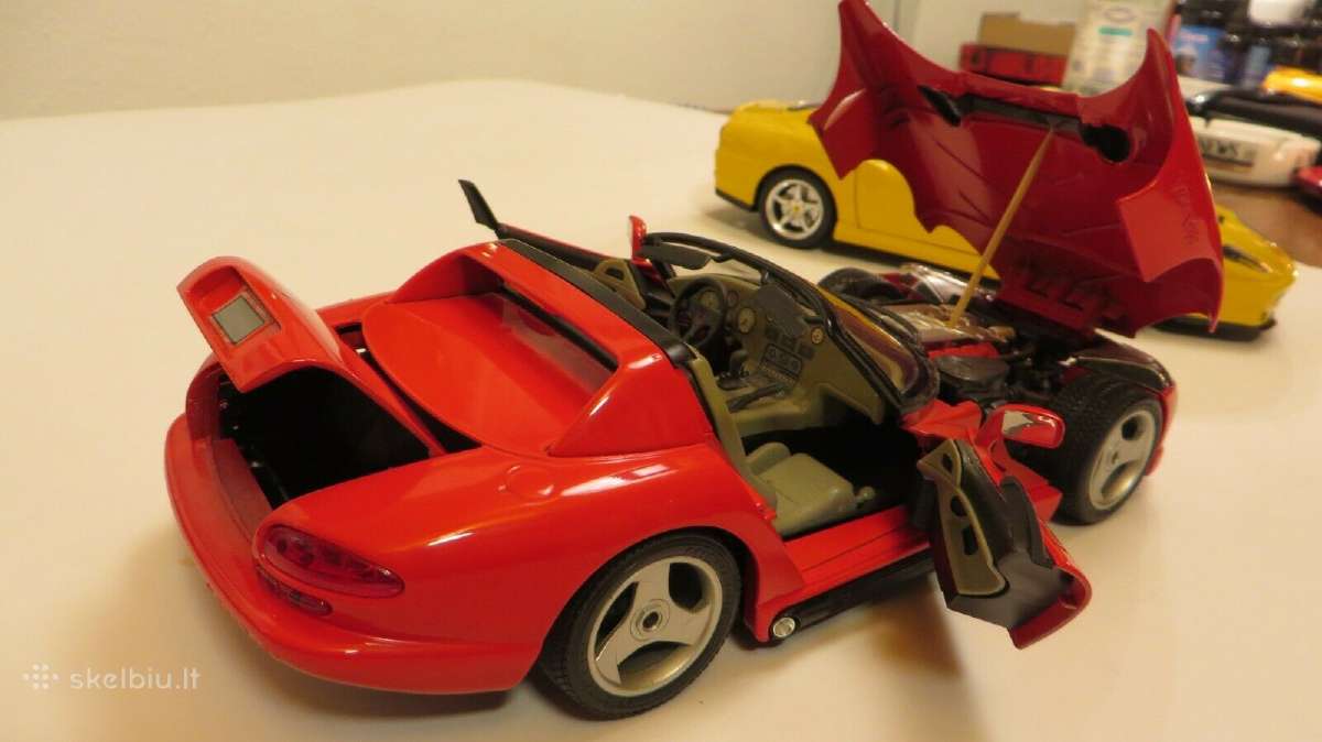 Modeliai Ferrari maranello 550 dodge viper 1:18 - nuotraukos Nr. 7
