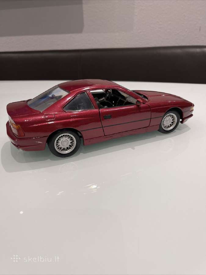 Modeliai: Bmw 850i 8 serijos 1:18 modelis - nuotraukos Nr. 4