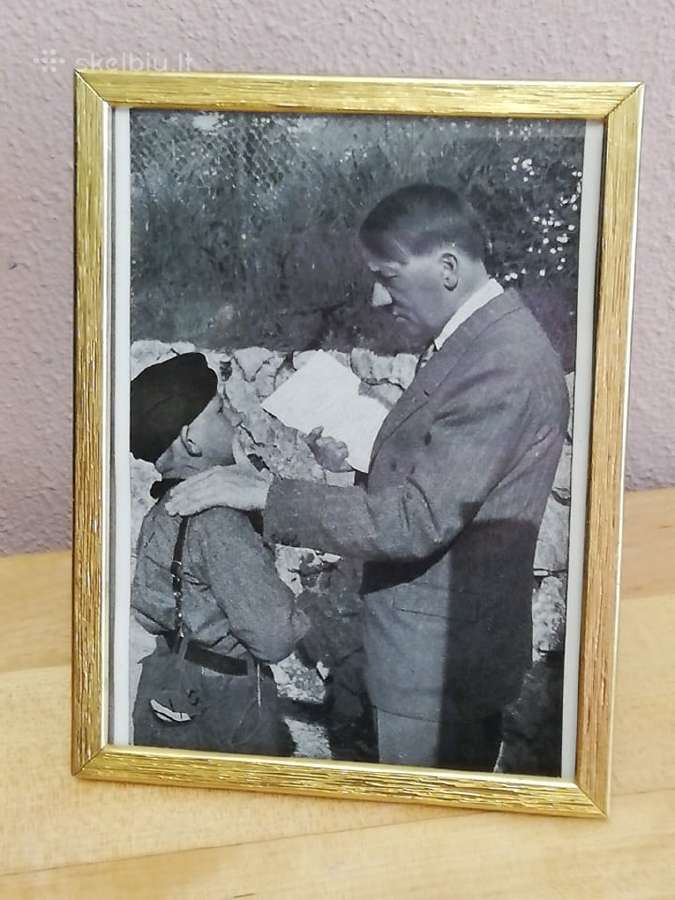 A.h portretas