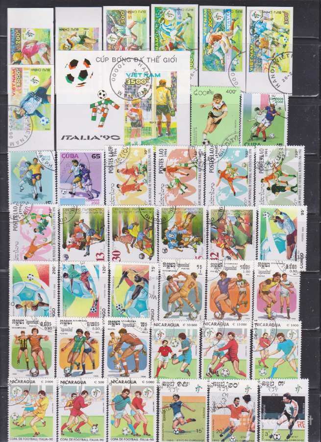 Antspauduoti pašto ženklai "Futbolas".