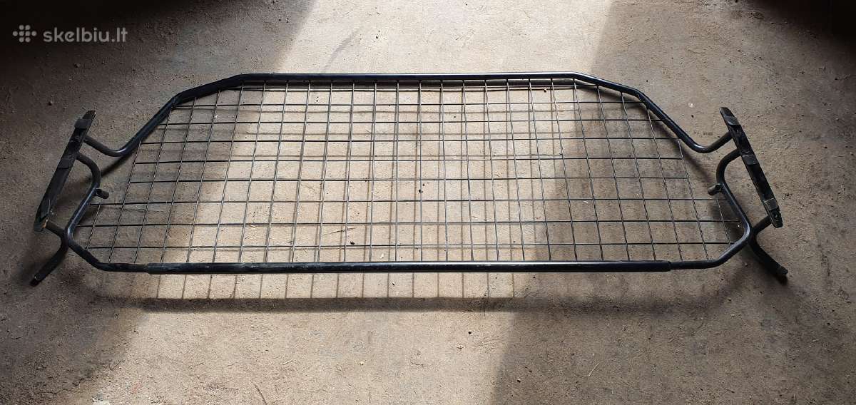 Apsauga nuo gyvunu tarp salono ir bagažinės