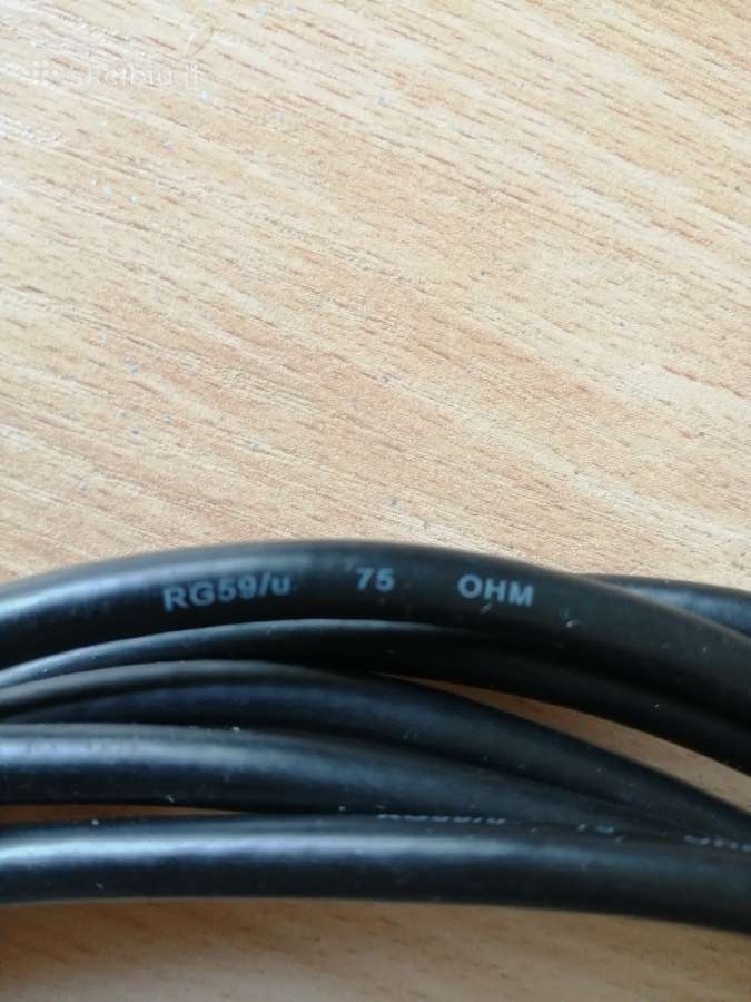 Subwoofer'io, žemų dažnių kolonėlės kabeliai - nuotraukos Nr. 12