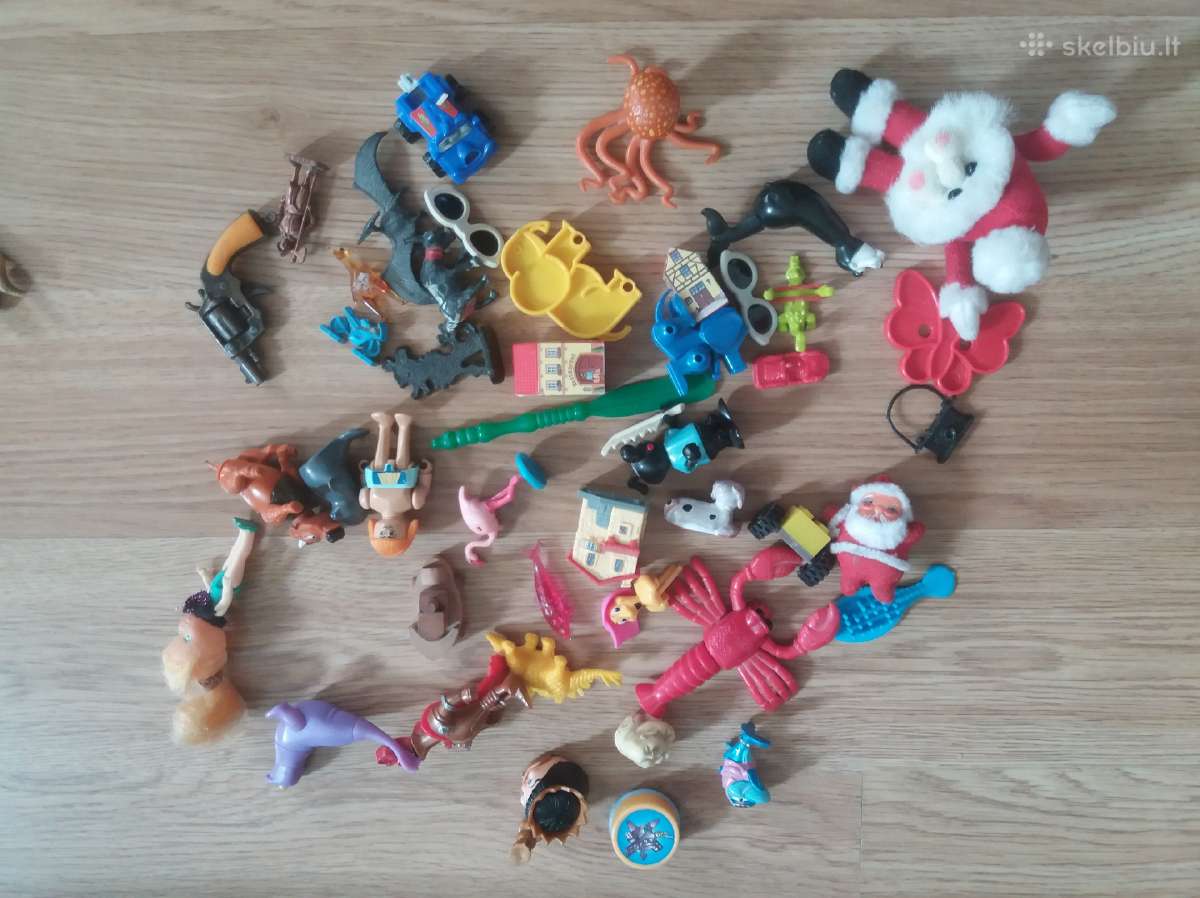 Modeliukai, žaisliukai iš Kinder siurprizų ir kt.