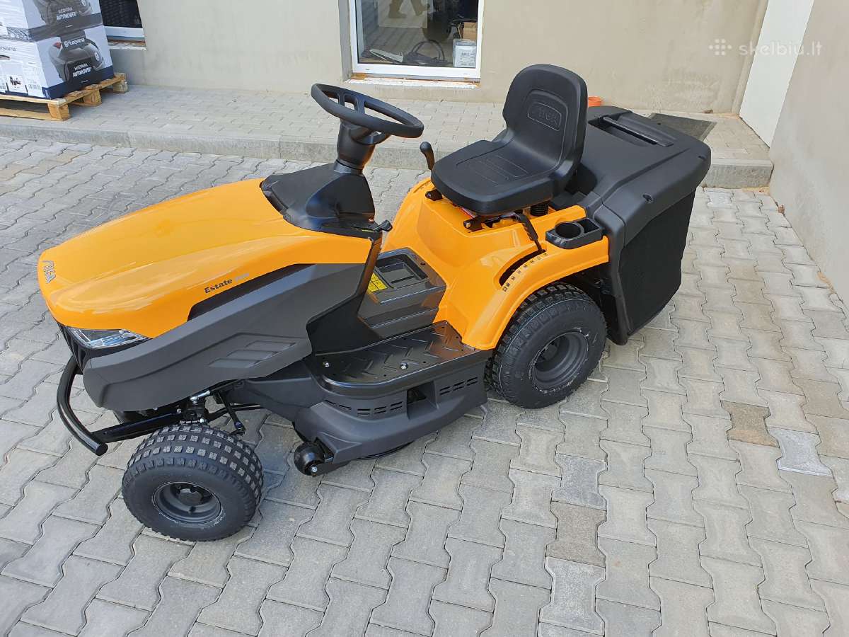 Sodo traktoriukas su krepšiu Stiga estate 384 M - nuotraukos Nr. 6