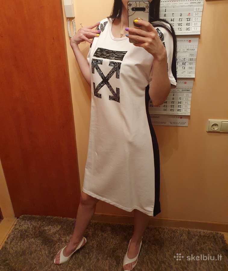 Off-white suknele