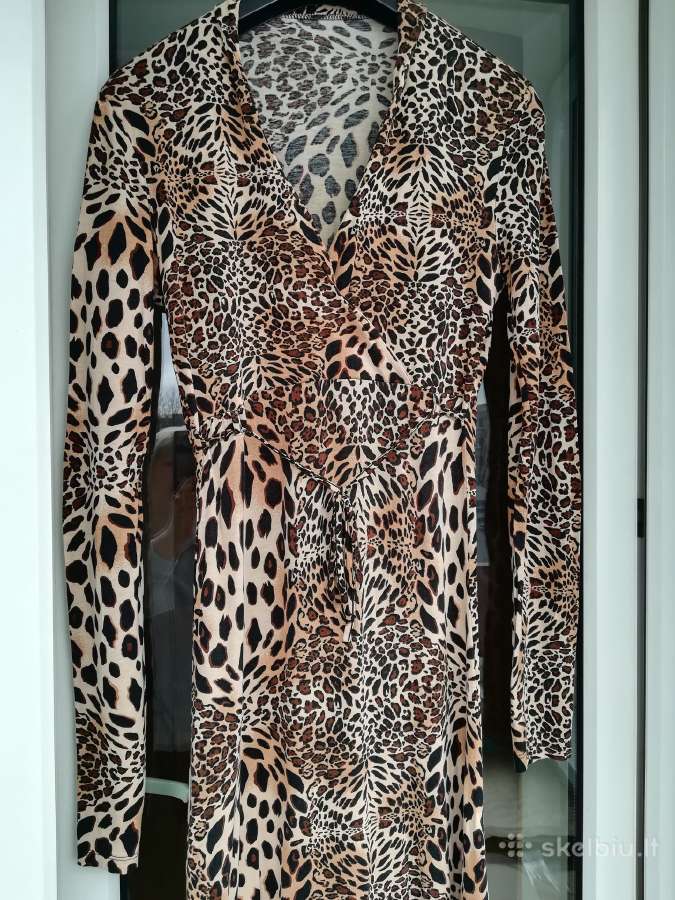 Leopardo rašto suknelė