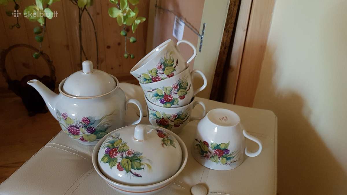 Arbatinukas,sviestine,4puodukai.gal kam papildymui
