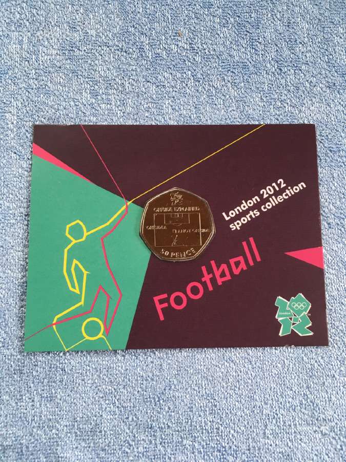Moneta UK 50 pensu 2011m. Football
