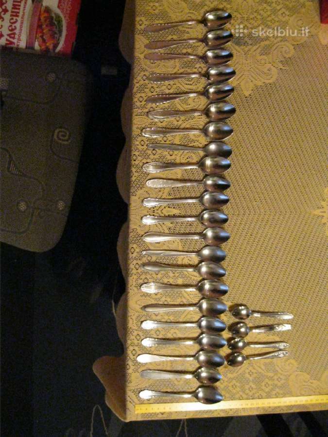 Sovietmecio sauksteliai ivairus 26 vnt. Zr. Foto.