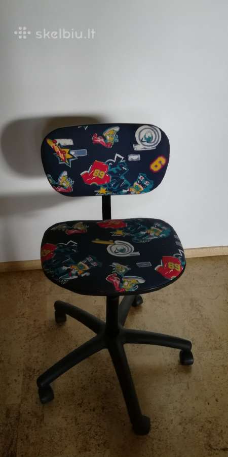 Vaikiška rašomojo stalo kėdė